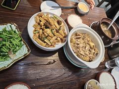 -民间瓦缸煨汤館(嵩山路店)