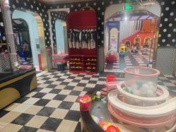 -MELAND CLUB亲子乐园·派对·餐厅(北京芳圆里ID MALL店)