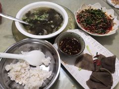 -洪霞餐馆