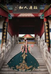 -雪中彩影婚纱摄影·微光艺术中心