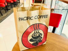 餐具摆设-太平洋咖啡(市府恒隆二店)