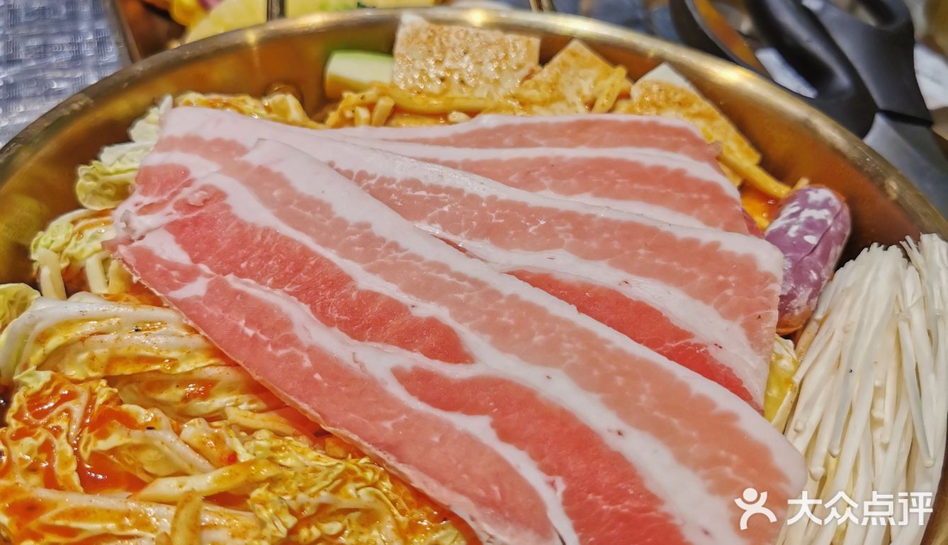 人均40+的韩式烤肉套餐，吃到扶墙出