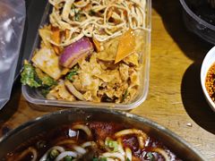 -聚合鑫东北熏酱熟食麻辣面(长阳店)