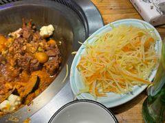 -山河屯铁锅炖(哈西站店)