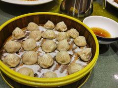 -新颐园本帮江浙菜·红烧猪手煨鲍鱼·红烧肉(顾村公园电台路店)