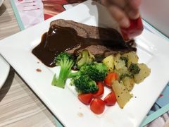 -必胜客餐厅(昆百大泰业城店)