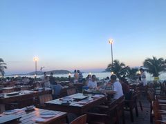 -渔家火锅·海鲜自助餐·演艺(亚龙湾天域酒店)