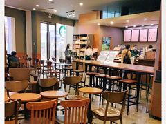 大堂-星巴克臻选(深圳龙华红山天虹店)