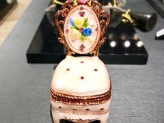 -光海书局(南京东路第一百货店)
