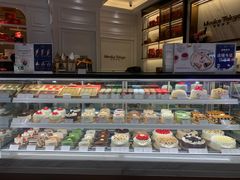 面包甜点陈列柜-布歌东京(合生汇店)