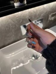-Nail Romance·美甲罗曼史