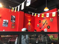 -椒点传统串串香