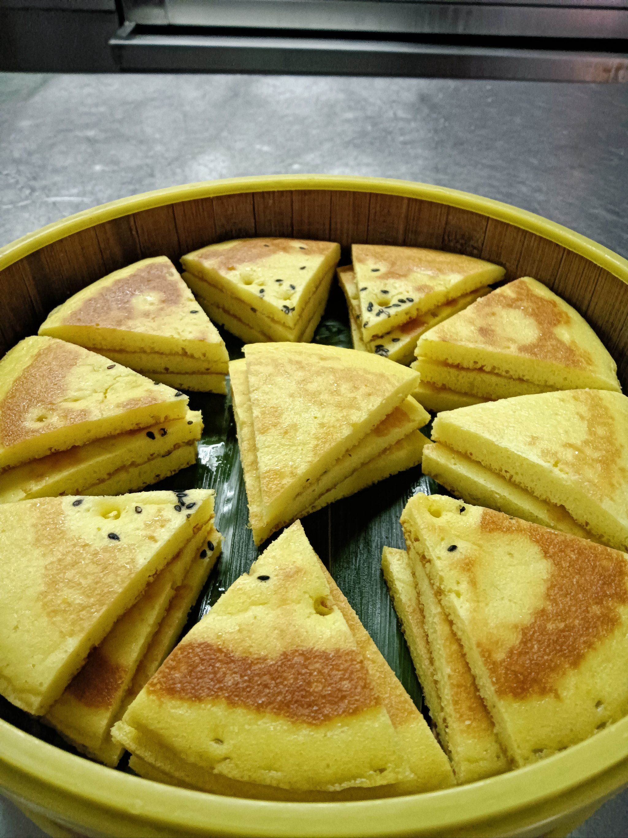 小米饼是一款以小米,面粉等为主要食材制作