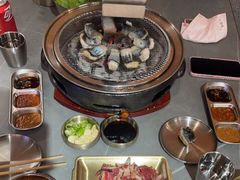 -围炉肉舍丹东海鲜烤肉·烤活鳗(步行街店)