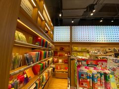 -百新书局(尚悦湾店)