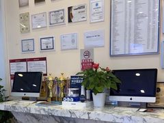 -瑞尔齿科(颐堤港诊所)