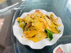 -瑞丰园庭院餐厅·白族传统家常菜