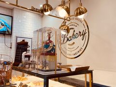面包甜点陈列柜-BONBON BAKERY