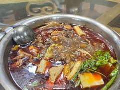 -佘记全家福芋儿鸡(向阳街总店)