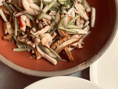 -侬佳蒸菜馆(听潮店)