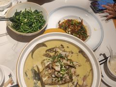 -饭橘汉江码头·乡野土菜馆(静安路店)