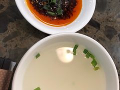 -周家大连水饺(美专校街店)
