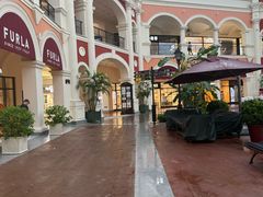 -佛罗伦萨小镇广佛名品奥特莱斯(疏港路店)