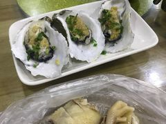 -四川小胡子海鲜(丁村万人海鲜广场店)