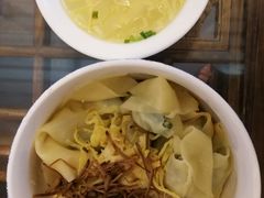 -笑来喜馄饨小笼工坊店(湖滨街店)