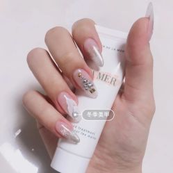 -Pink You美甲洗眉纹绣定制中心