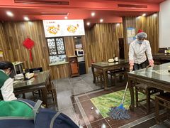 -笑来喜馄饨小笼工坊(通扬路店)