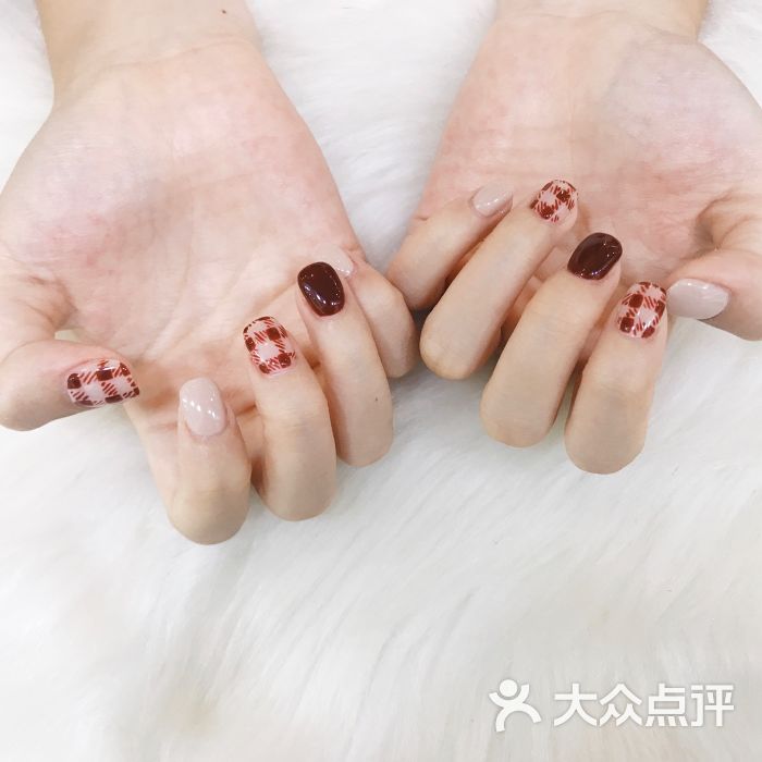 艾尚美甲(福佳地下一84236)手部美甲图片 - 第1张