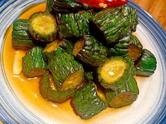 阿妈酱黄瓜-吃饭皇帝大(赛格国际店)