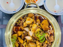 -牛一嘴·兰州牛肉面·大盘鸡(财富中心店)