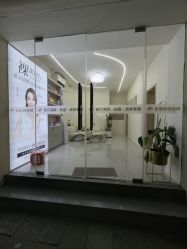 -苗方清颜专业祛痘·皮肤管理