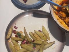 -八府香鸭·啫啫煲(华山路店)