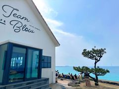 -Cafe Aewol Monsant