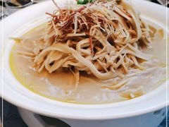 -吴越荣记苏州菜·松鼠桂鱼100%活鱼现做(斜塘老街店)