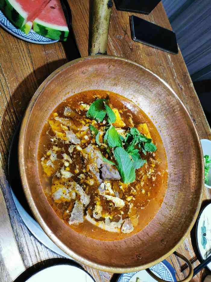 围炉铜瓢牛肉(桐柏路店)-"单位在这附近!晚上下班早,同事说吃火锅,.