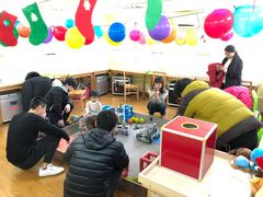 -睿冠机器人活动中心(徐汇中心)