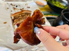 四更烤乳猪-东方之猪四更烤乳猪(金垦总店)