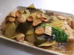 -罍+村卤菜摊(罍街店)