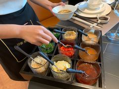 -鼎泰亨·海鲜牛肉餐厅(滨江店)