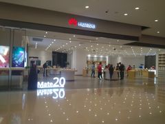-华为授权体验店(中山公园来福士)