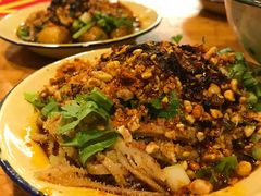 -拈签一笑黄牛肉辣卤串串