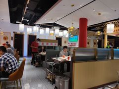 大堂-犇鼎牛潮汕牛肉火锅(新辰里学清路店)
