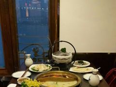 -小天鹅火锅·一线江景洪鼎旗舰店(洪崖洞店)