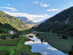 -硗碛藏寨·神木垒景区