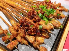 泼辣猪小串-木屋烧烤(双榆树店)