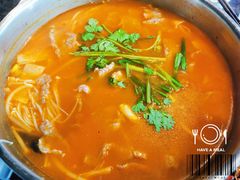 酸汤牛肉火锅-泉味道贵州厨房(三里河店)